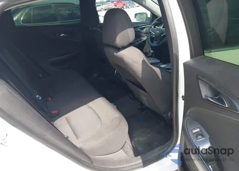 2018 Chevrolet Malibu Lt z USA, uszkodzony, nr VIN 1G1ZD5ST3JF160347